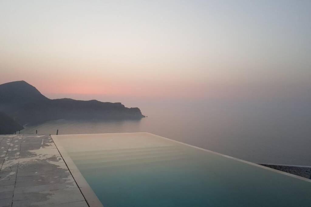 Villa Al Hoceima Pres Tala Youssef & Boumehdi Exterior foto